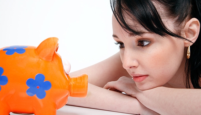 Souscrire une épargne-pension à 25 ou 45 ans: quelle différence ?